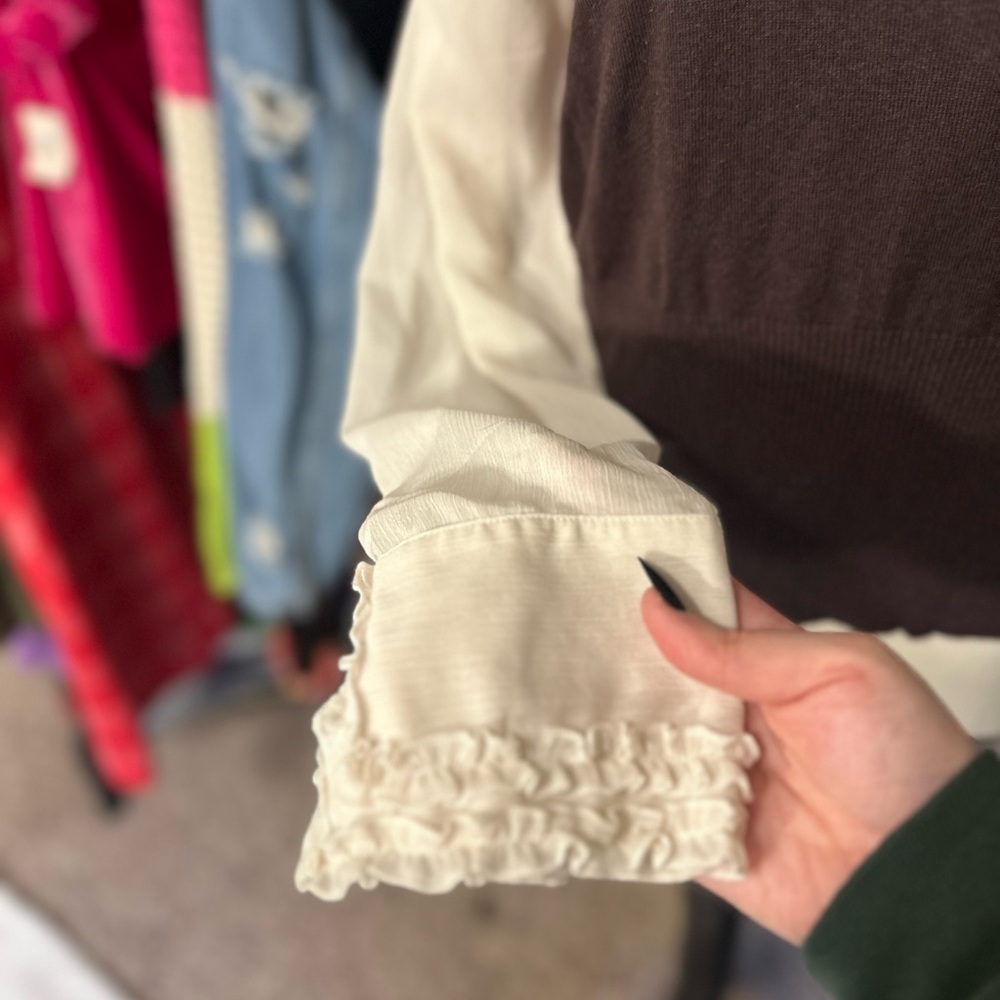 George Brown and Cream Vintage Silk Blouse - Picture 4 of 6